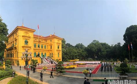 Foto Premier vietnamita preside recepción a su homólogo de Países