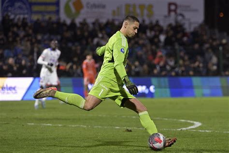 Football National pas de but marqué entre Cholet et le FC