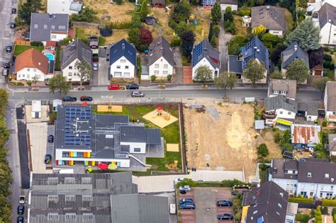 Menden Sauerland Aus Der Vogelperspektive Geb Ude Der Kita