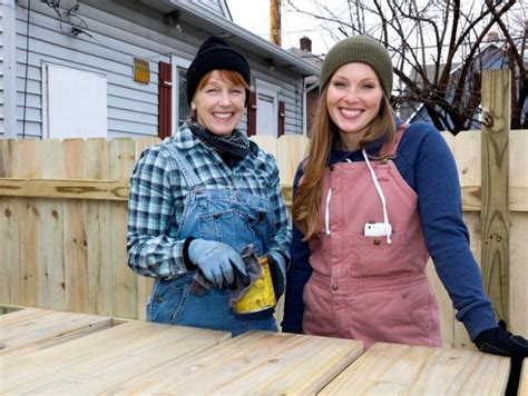 Good Bones Watch Two Gals Turn A 4 000 House Into 259 000