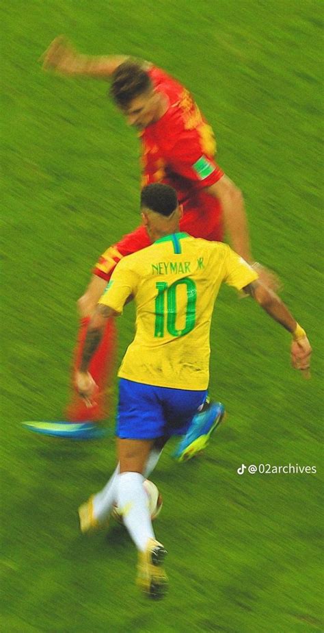 Fútbol Action: Neymar and Neymar Jr on the Field