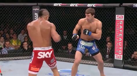 Luke Rockhold gets Knocked out by Vitor Belfort (Epic Knockouts UFC ...