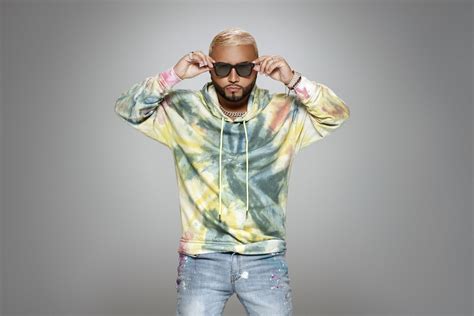 Alex Sensation Universal Musica