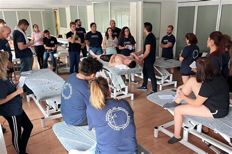 Cursos De Quiromasaje Kinesiolog A Y Osteopat A En Madrid Iseh