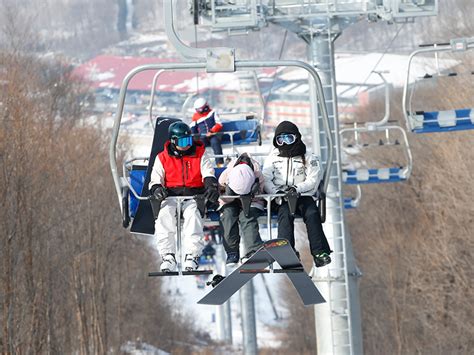 帽儿山滑雪场 哈尔滨全域旅游产业发展有限公司