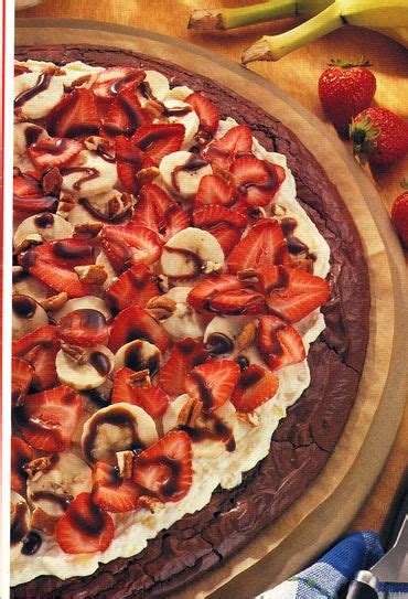 Brownie Pizza Photo From Pampered Chef Pampered Chef Recipes Pampered Chef Desserts Pampered