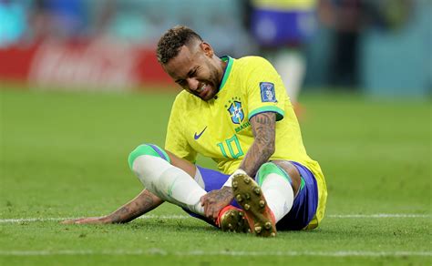 Brazil To Decide On Neymar After Cameroon Game At World Cup Toronto Sun