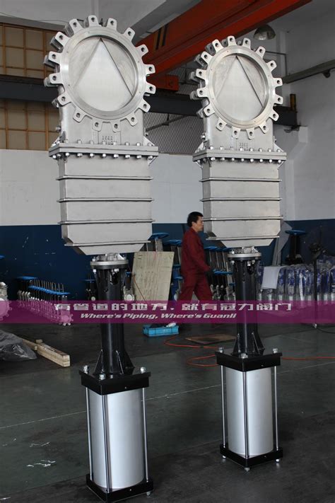 Bonneted Or Fabricated Knife Gates Knife Gate Valve With Deflection