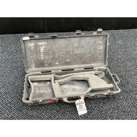 Pelican Rifle Cases - Beck Auctions Inc.