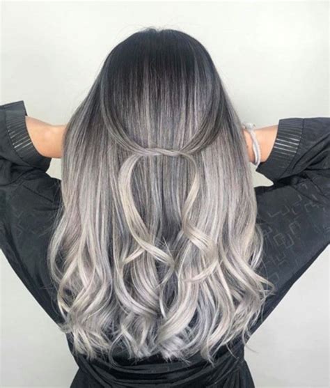 Mesmerizing Silver And Black Hair Color Ideas To Bolden Up Your Look