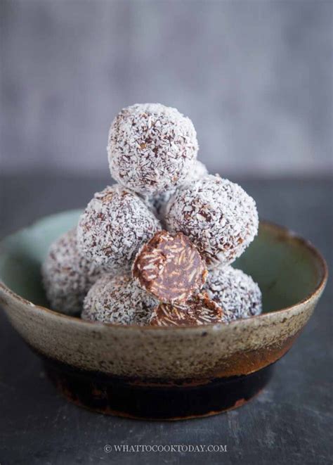 Easy No Bake Swedish Chocolate Balls Chokladbollar