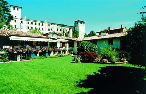 In The Kitchen Tour Colloredo Di Monte Albano UD Chic Charming