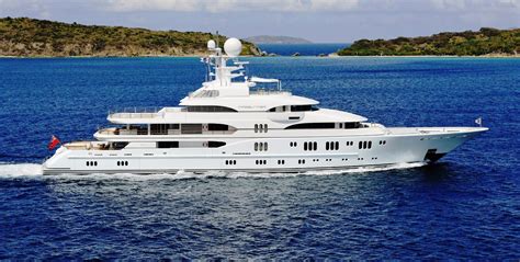 Yacht TV - Underway in the Caribbean — Yacht Charter & Superyacht News