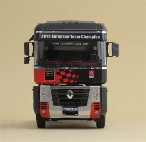 ITALERI Renault Magnum AE500 MKR Racing