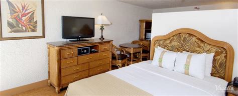 Holiday Inn Resort Panama City Beach | Panama City Hotels in Florida