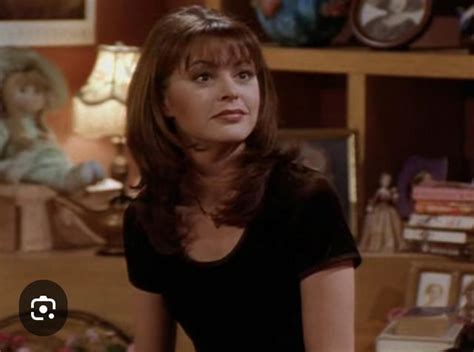 Daphne's Hair. Short,Medium or long? : r/Frasier