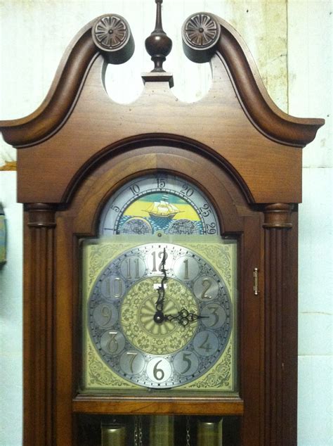 1975 Colonial Of Zeeland Grandfather Clock Instappraisal