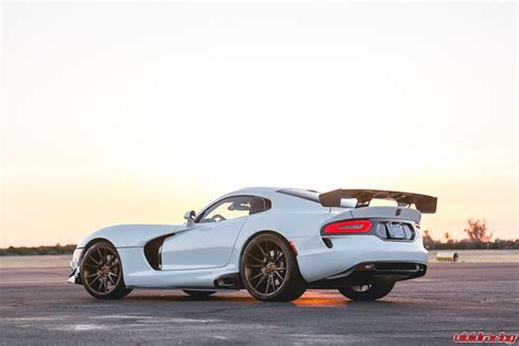 Srt Viper Showing Off Carbon Fiber Accessories Photoshoot Vivid