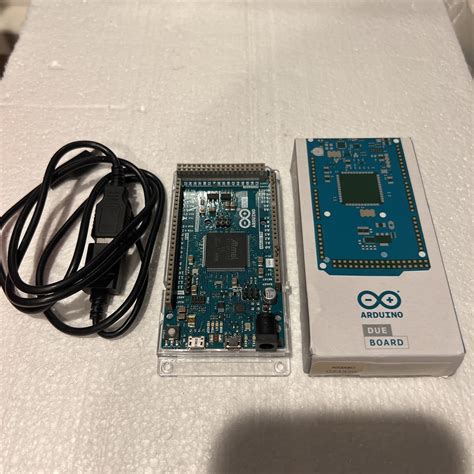 【全体的に状態が悪い】中古 アルドゥイーノ Arduino Due 32bit Arm Cortex M3 開発ボード A000062の落札