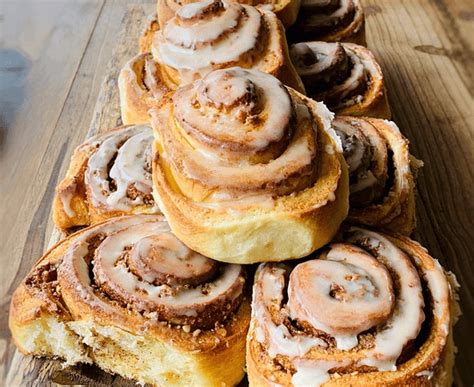 Delicious Baked Cinnamon Rolls With Air Fryer Recipe