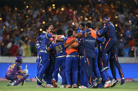 Ipl 2017 Final Mumbai Indians Edge Out Rising Pune Supergiant By 1