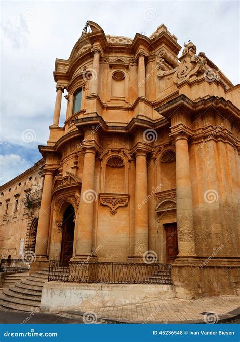 Église De San Domenico Et D Ercole De Fontana Noto Sicile Italie