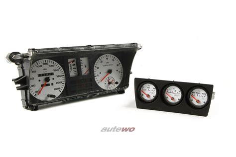 Audi 80 Coupe Typ 81 Kombiinstrument Zusatzinstrumente weiß 5