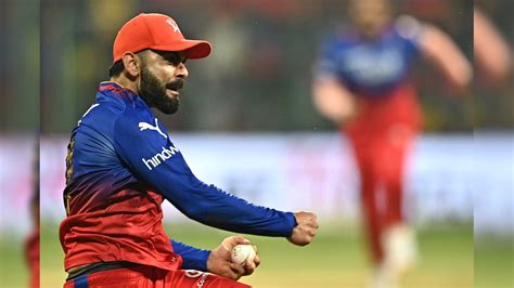 Fan Records Virat Kohlis First Reaction As Rcb Confirm Playoffs Spot