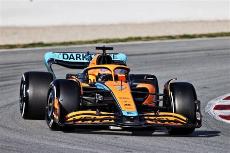 Manhã Do 2º Dia De Testes Da F1 Mclaren Lidera Alfa Romeo Tem