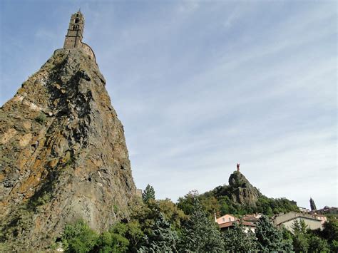 Le Puy En Velay Haute Loire Rocher Et Chapelle Saint Mic Flickr