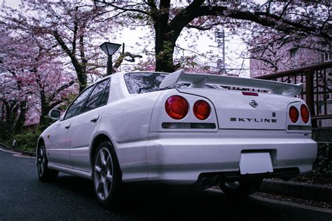 スカイラインのr34・桜・桜とコラボ・サクラと愛車・夜桜に関するカスタム事例｜車のカスタム情報はcartune