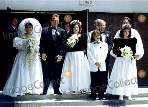 Photos and Pictures - Roseanne Barr_tom Arnold Wedding Photo By:john ...