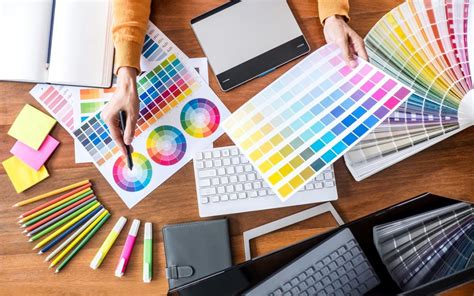 Ways Your Company Can Benefit From Working With A Graphic Designer