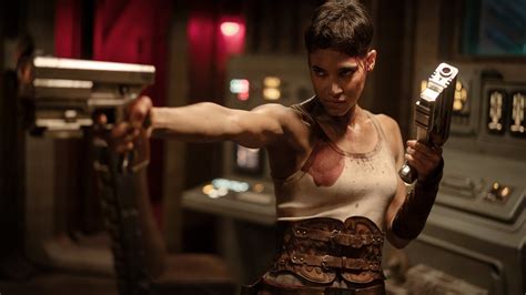 Трейлер экшена Зака Снайдера «Мятежная луна 2» пытается поразить эпиком ...