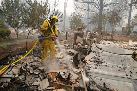 In Photos Incredible Images Show Devastation Of California Wildfires Globalnewsca