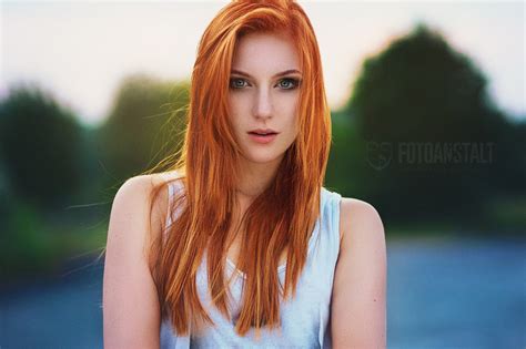 Portrait Looking At Viewer Face Redhead Green Eyes Long Hair