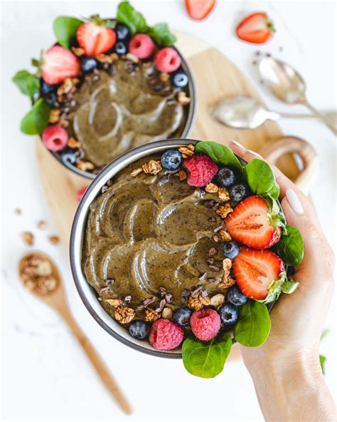 The Best Superfood Smoothie Bowl No Banana — Vegetafull By Carol