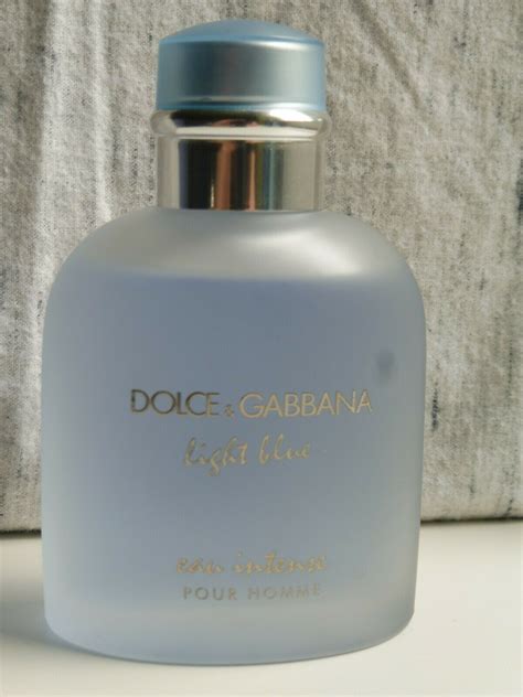 Arriba 51 Imagen Dolce Gabbana Light Blue Intense Pour Homme Abzlocal Mx