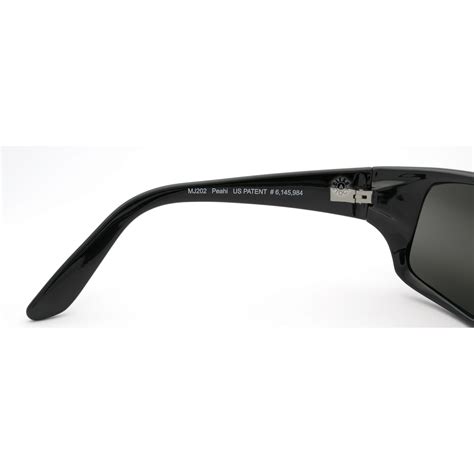 Maui Jim Peahi Mj202 02 Polarized Sunglasses Gloss Black Neutral Grey