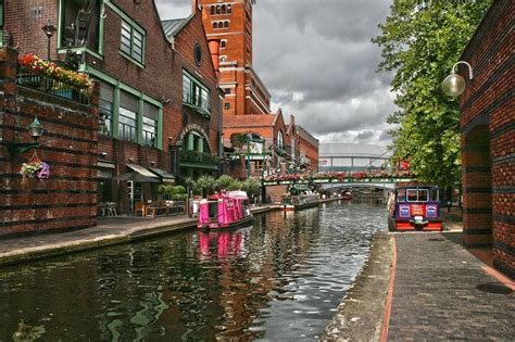 In Pictures 18 Most Beautiful Canal Cities In The World