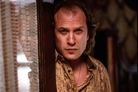 Convicted Killer Ed Gein Dies in Mental Hospital at Age 77 29