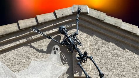 Skeletons Climbing The House Outdoor Halloween Decor Youtube