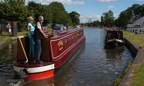 Travels On The U K Canal System With Narrowboat San Serriffe History