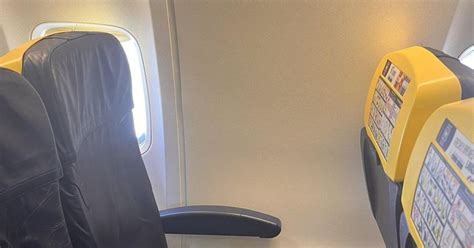 los motivos por los  el asiento  de  avion es considerado como