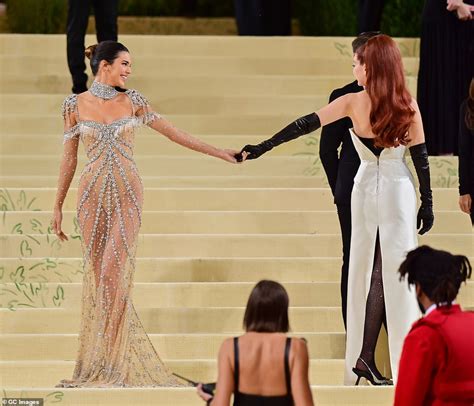 Gigi Hadid Met Gala 2021 Kendall Jenner Dresses Images 2024