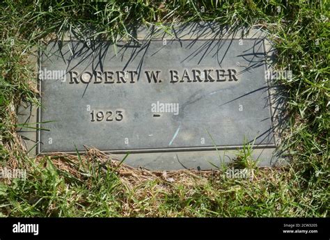 Bob Barker Price Is Right Hi Res Stock Photography And Images Alamy