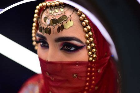 Saudi Bridal Makeup Saubhaya Makeup