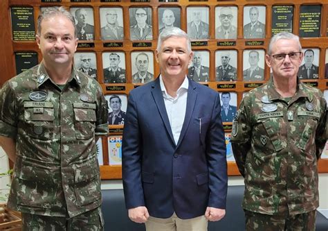 PanAmazônia Diretor da PanAmazônia visita Comando Militar da Amazônia