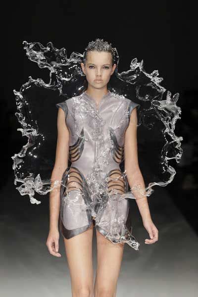 Iris Van Herpen au cœur dune mode architecturale Mode sculpturale