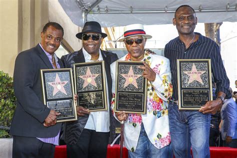 Robert “kool” Bell Dennis “dt” Thomas Ronald Khalis Bell George Brown Kool And The Gang